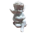 Angyal figura szívvel
