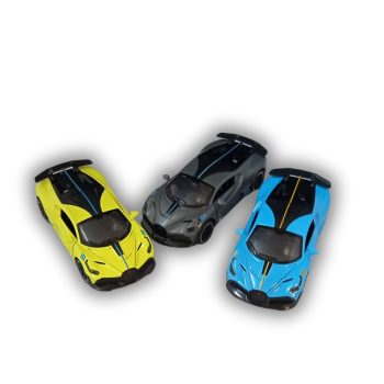 Fémautó fénnyel és hanggal