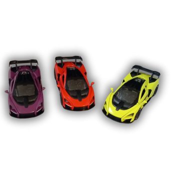 Fémautó fénnyel és hanggal