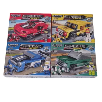 Összerakható műanyag autók