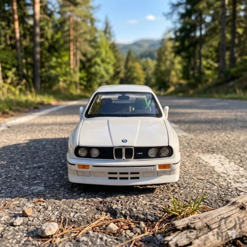 Fém BMW  hang + fény  20 cm